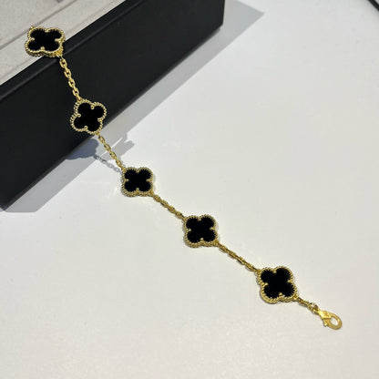 [Lira Jewelry] CLOVER 5 MOTIF ONYXS BRACELET COLLECTION