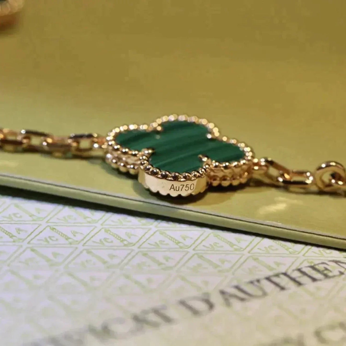 [Lira Jewelry] CLOVER 5 MOTIF MALACHITE BRACELET COLLECTION