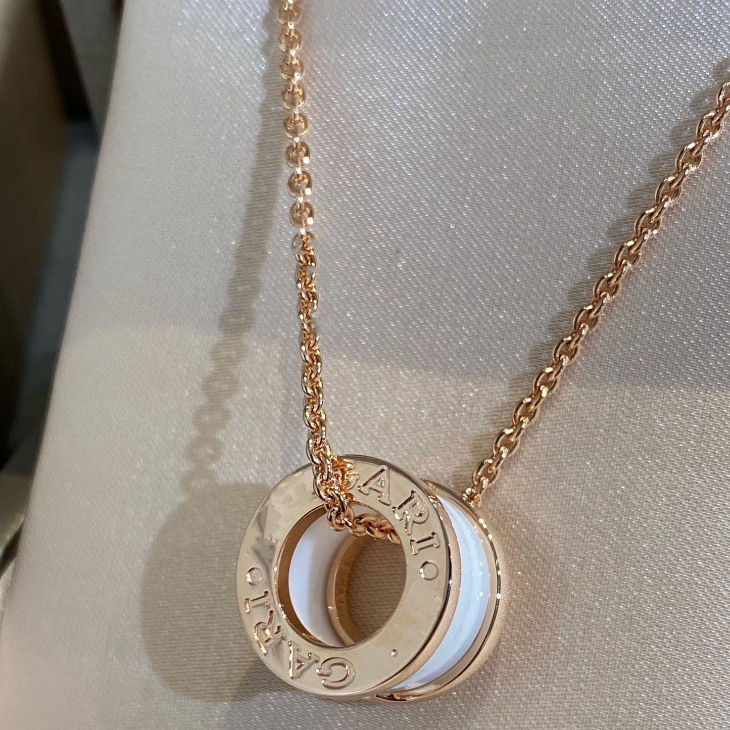 [Lira Jewelry]ZERO 1 WHITE CERAMIC PINK GOLD NECKLACE