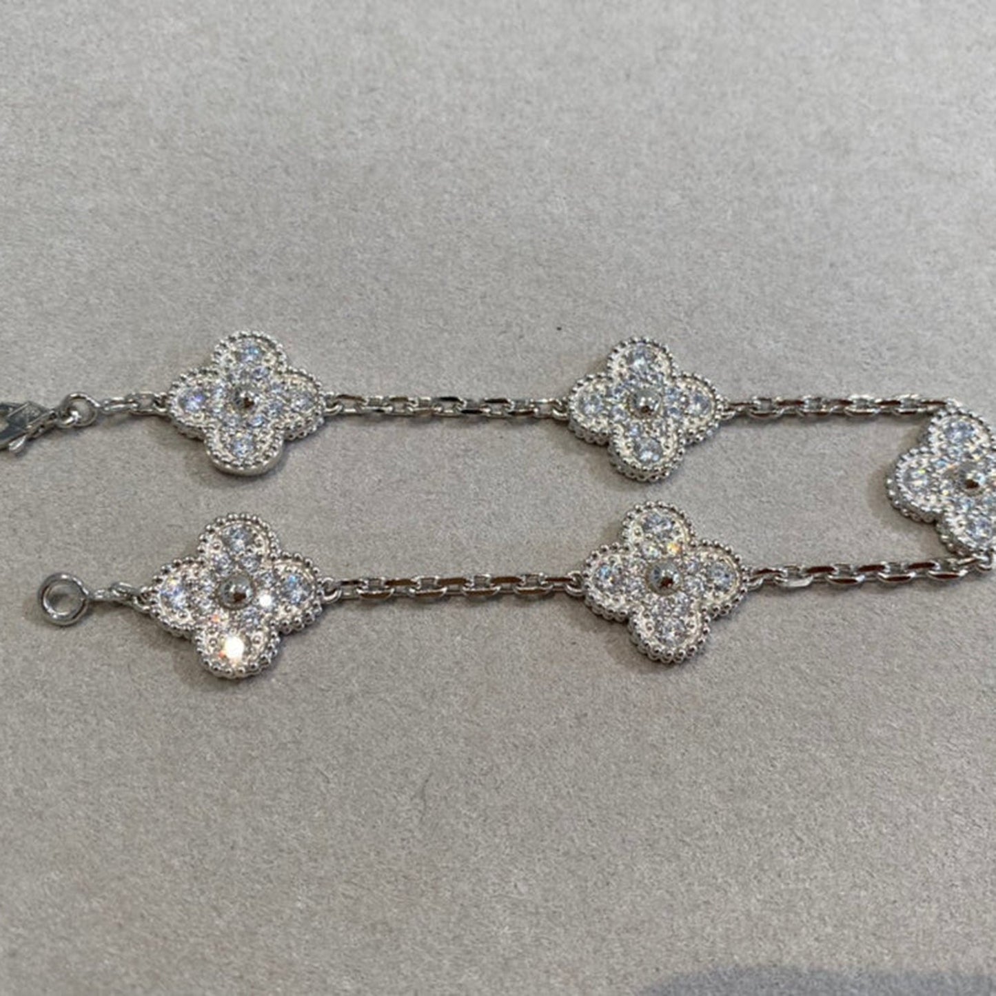 [StLira Jewelryar Jewelry] CLOVER 5 MOTIF FULL DIAMOND BRACELET COLLECTION