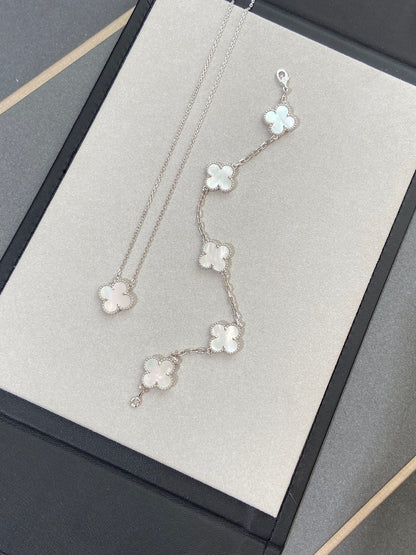 [Lira Jewelry]CLOVER WHITE PEARL MOP 5 MOTIF BRACELET COLLECTION