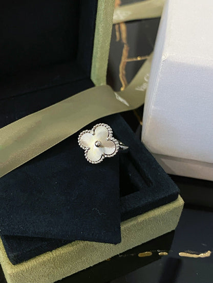 [Lira Jewelry]CLOVER SILVER RING