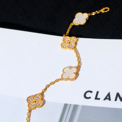 [Lira Jewelry]CLOVER WHITE PEARL MOP 5 MOTIF BRACELET COLLECTION