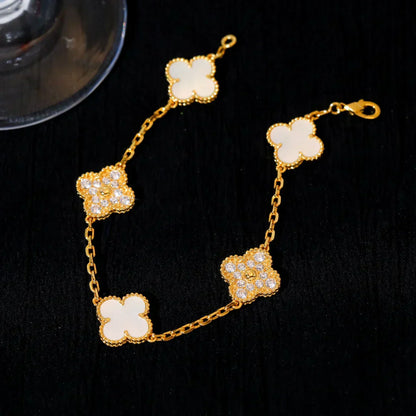 [Lira Jewelry]CLOVER WHITE PEARL MOP 5 MOTIF BRACELET COLLECTION