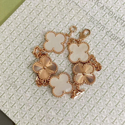 [Lira Jewelry]CLOVER WHITE PEARL MOP 5 MOTIF BRACELET COLLECTION