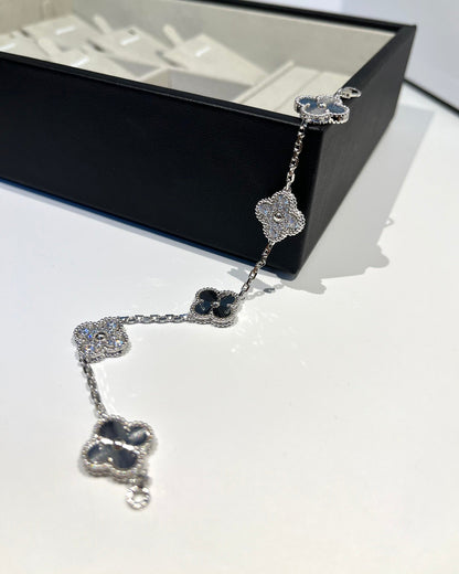 [Lira Jewelry] CLOVER 5 MOTIF LASER BRACELET COLLECTION