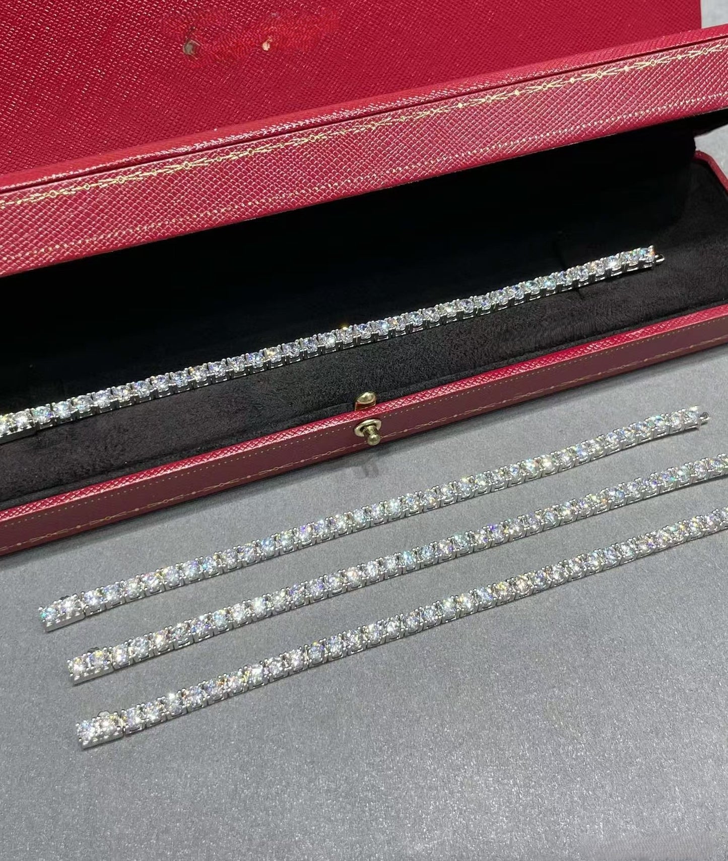 [Lira Jewelry jewelrys]TENNIS BRACELET WITH FULL DIAMOND SETTING