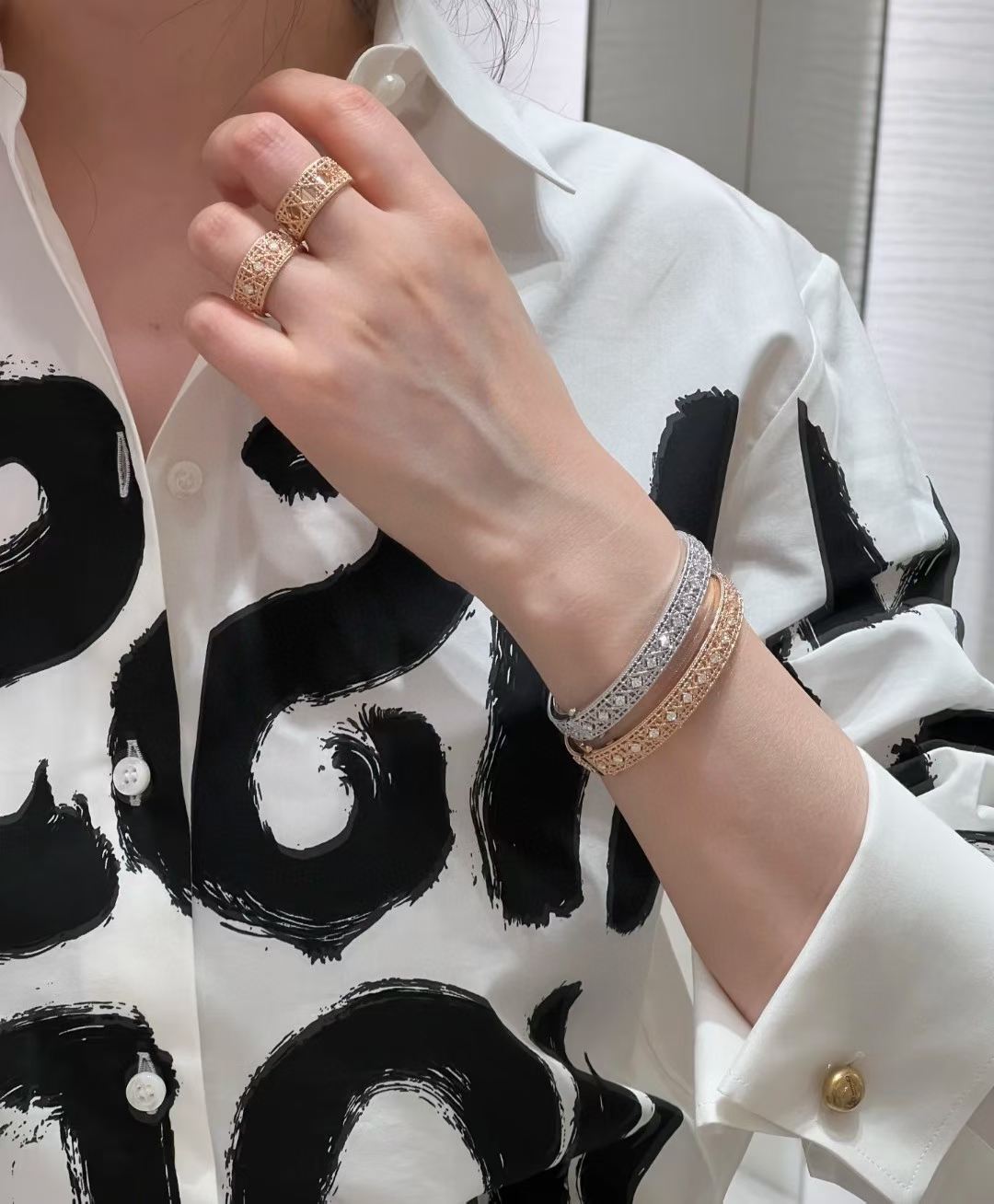 [Lira Jewelry]2026 WOVEN-PATTERN BRACELET SET WITH FULL DIAMOND INLAY THREE-COLORS