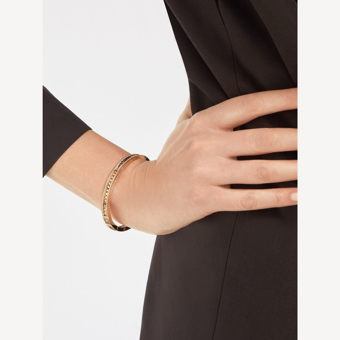 [Lira Jewelry]ZERO 1 SPIRAL AND PAVED DIAMOND GOLD BRACELET