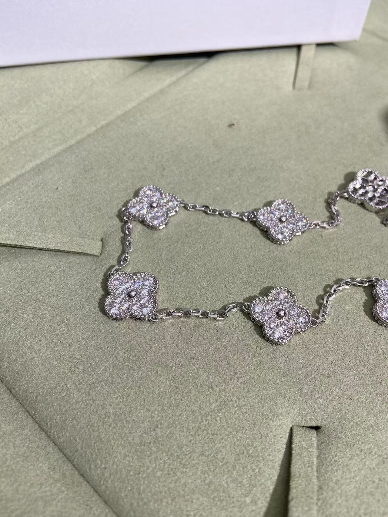 [Lira Jewelry]CLOVER 10 MOTIFS  FULL DIAMOND NECKLACE