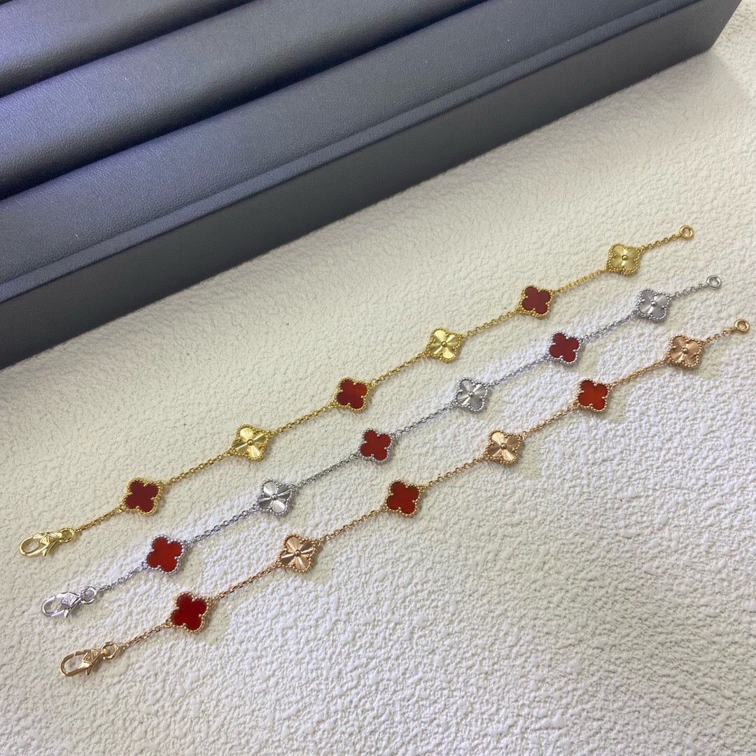 [Lira Jewelry]CLOVER 6 MOTIF RED AGATE LASER BRACELET