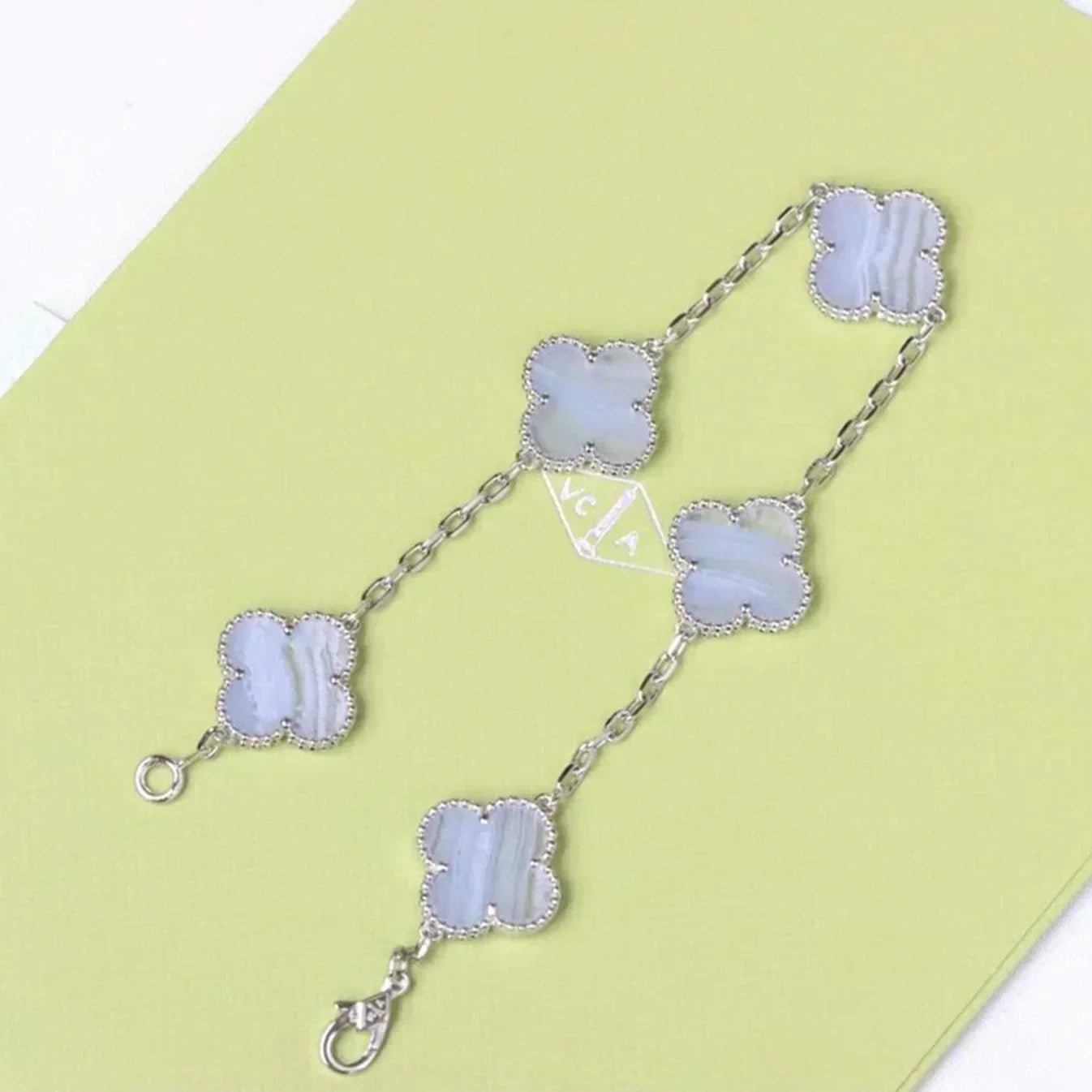 [Lira Jewelry] CLOVER 5 MOTIF PURPLE CHALCEDONY BRACELET COLLECTION