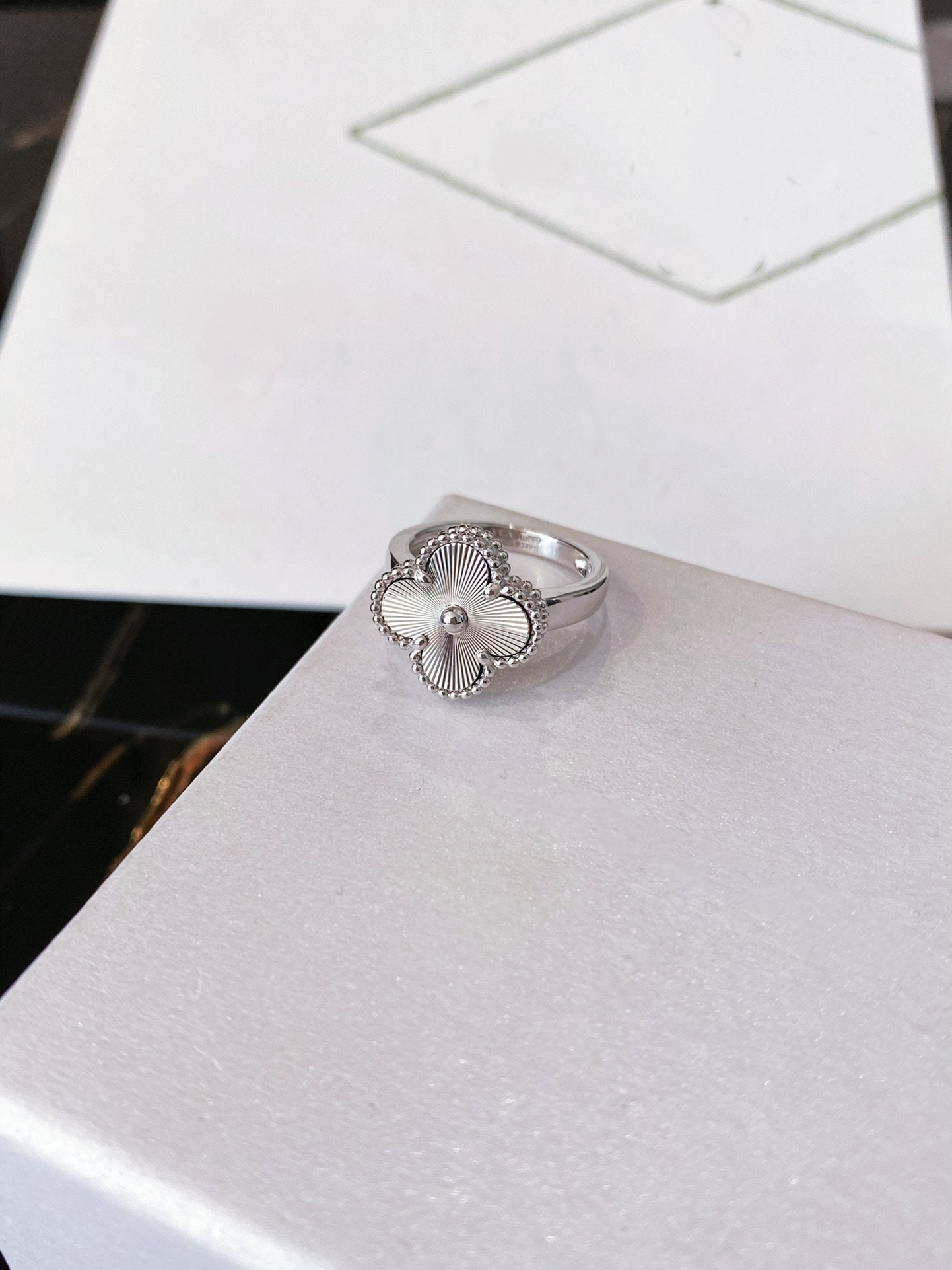 [Lira Jewelry]CLOVER SILVER RING
