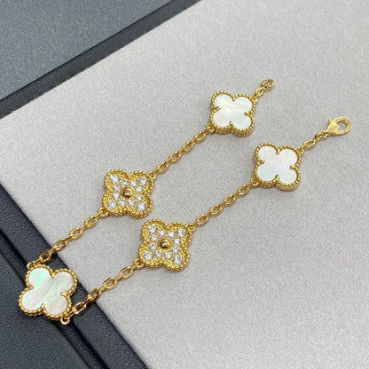 [Lira Jewelry]CLOVER WHITE PEARL MOP 5 MOTIF BRACELET COLLECTION