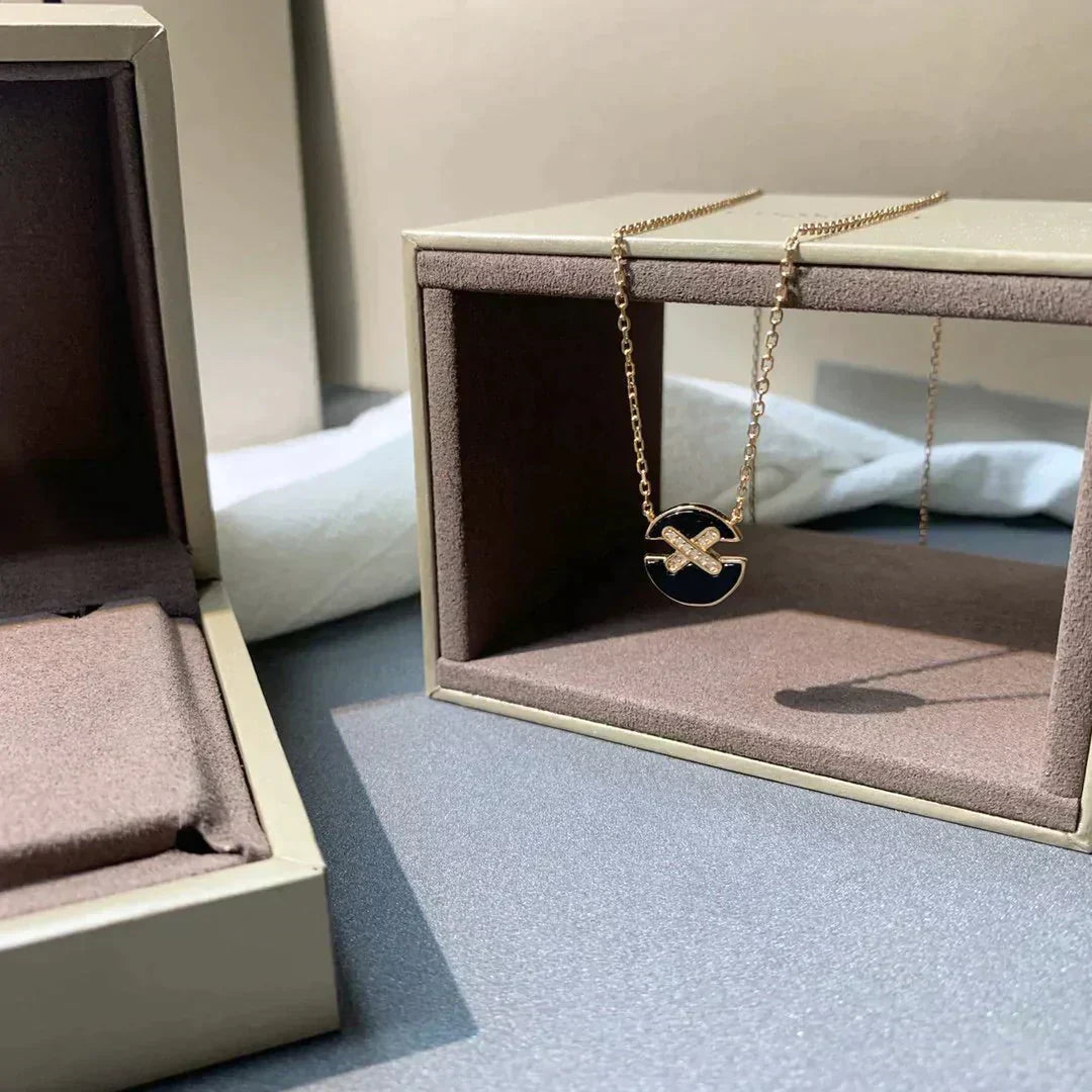 [Lira Jewelry]JEUX DE ROSE GOLD DIAMOND NECKLACE
