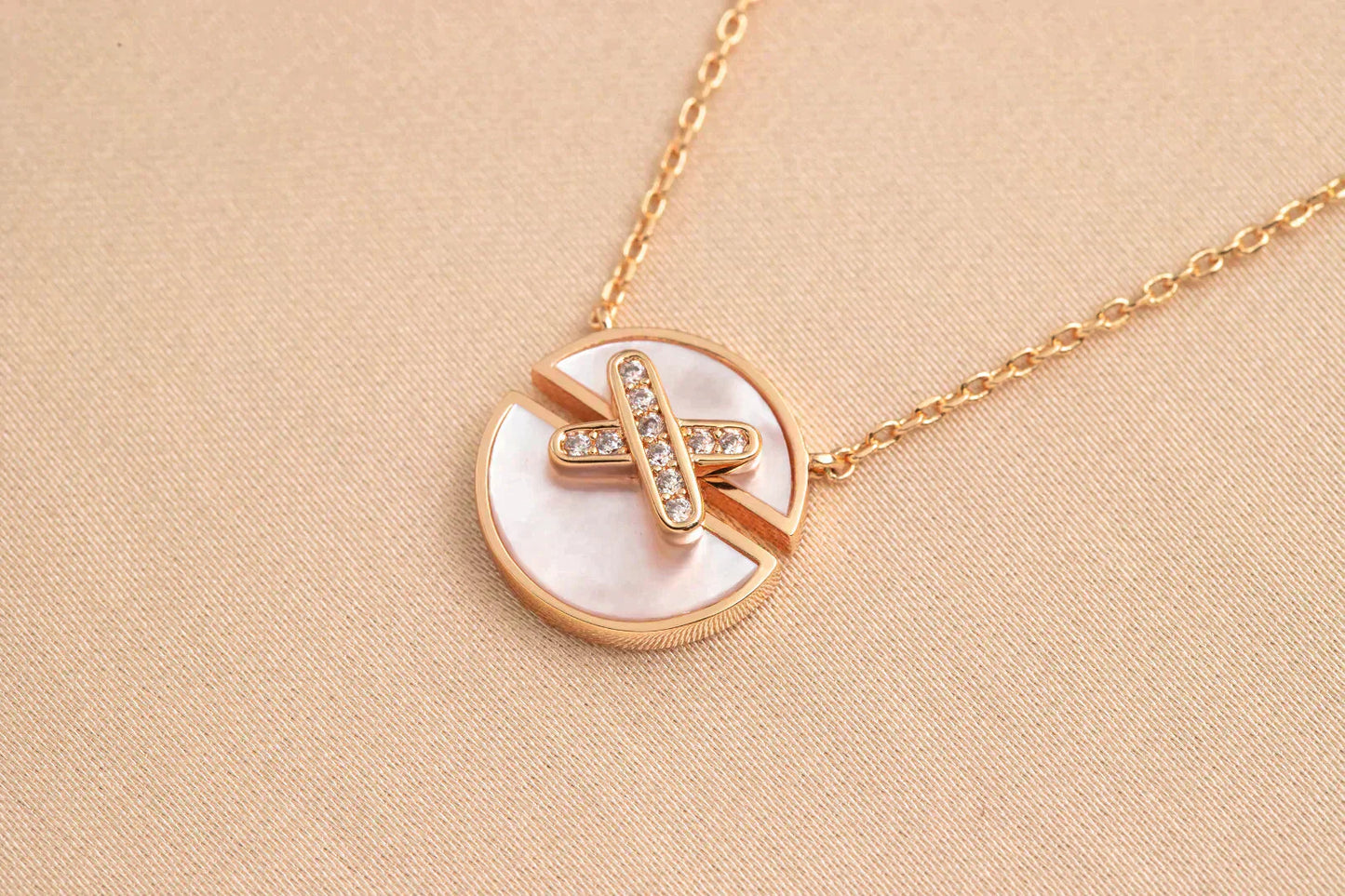 [Lira Jewelry]JEUX DE ROSE GOLD DIAMOND NECKLACE