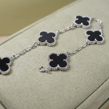 [Lira Jewelry] CLOVER 5 MOTIF ONYXS BRACELET COLLECTION