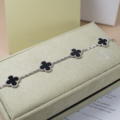 [Lira Jewelry] CLOVER 5 MOTIF ONYXS BRACELET COLLECTION