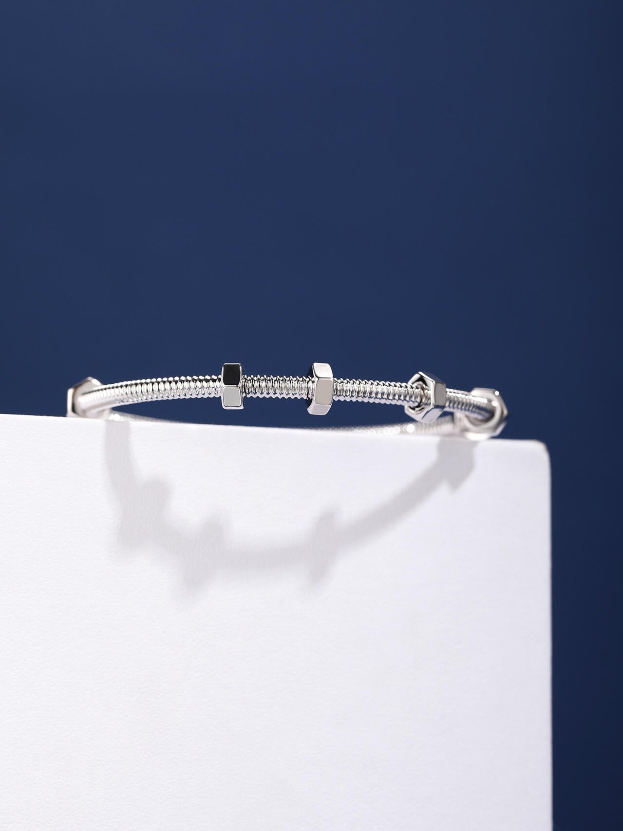 [Lira Jewelry jewelrys]CT THREADED BRACELET