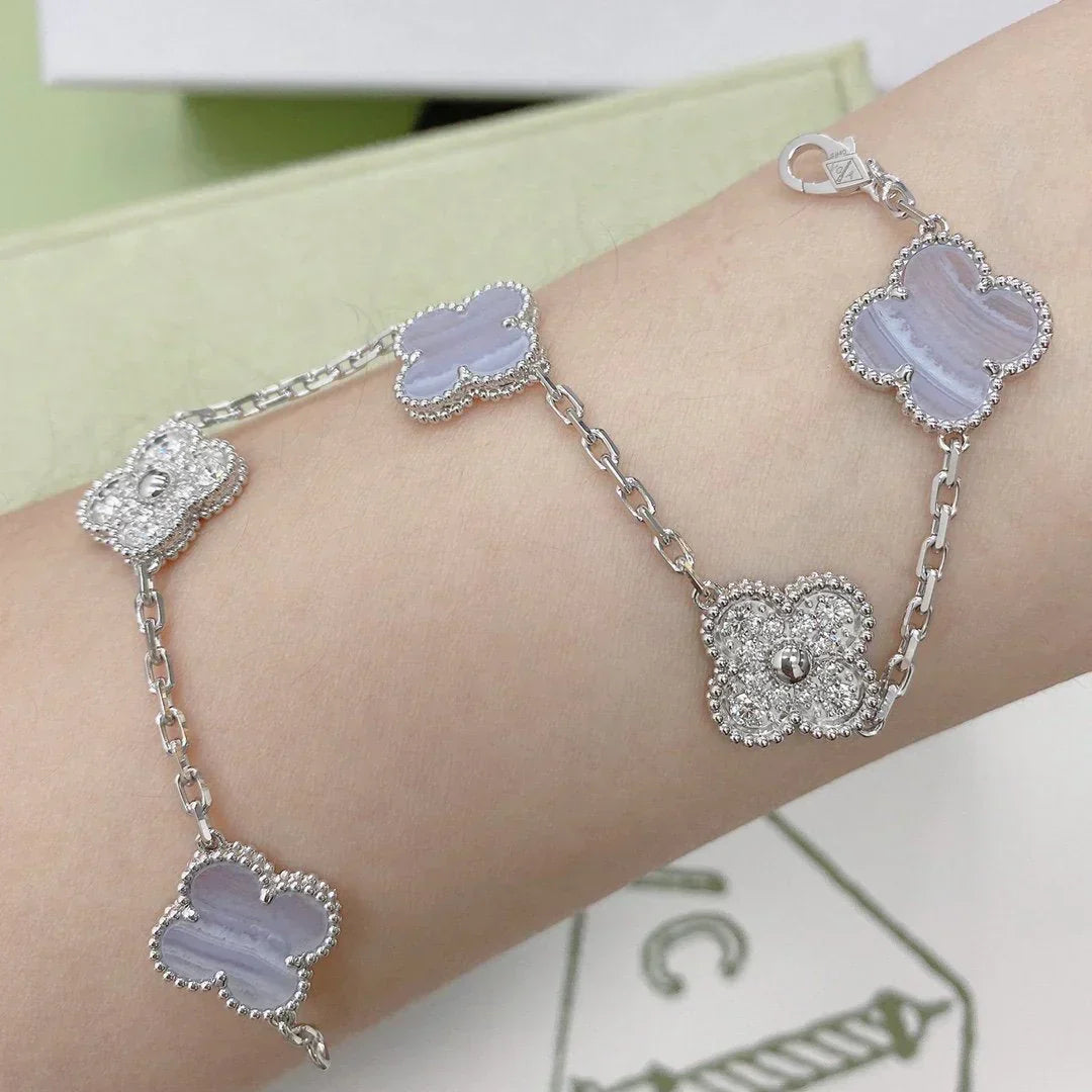 [Lira Jewelry] CLOVER 5 MOTIF PURPLE CHALCEDONY BRACELET COLLECTION