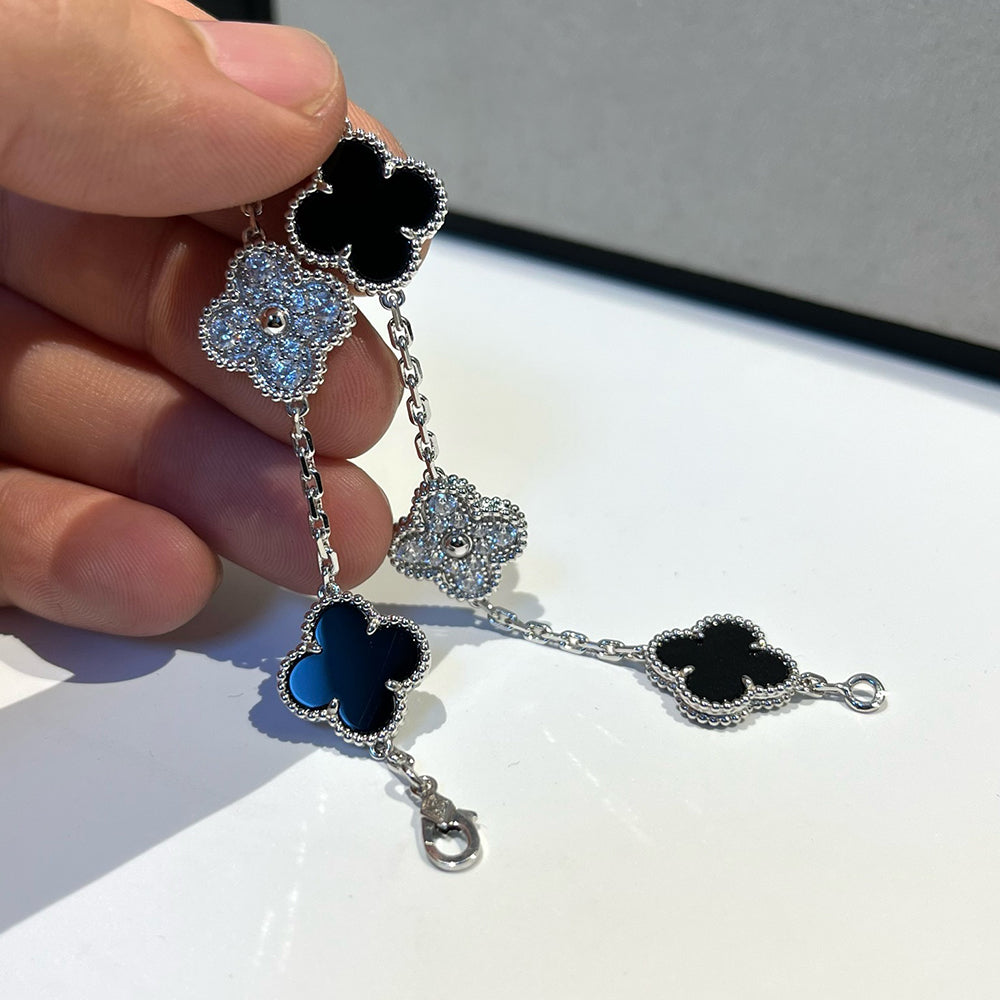 [Lira Jewelry] CLOVER 5 MOTIF ONYXS BRACELET COLLECTION