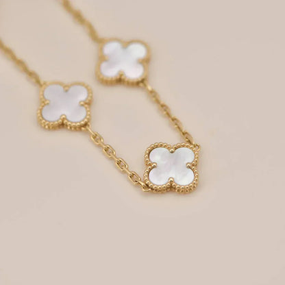 [Lira Jewelry]CLOVER WHITE PEARL MOP 5 MOTIF BRACELET COLLECTION