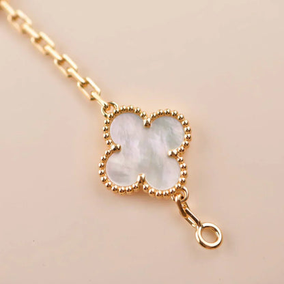 [Lira Jewelry]CLOVER WHITE PEARL MOP 5 MOTIF BRACELET COLLECTION