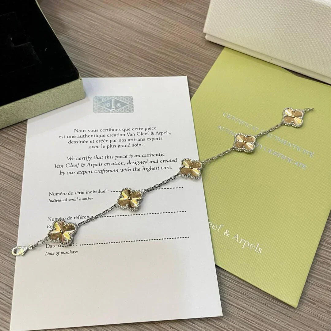 [Lira Jewelry] CLOVER 5 MOTIF LASER BRACELET COLLECTION