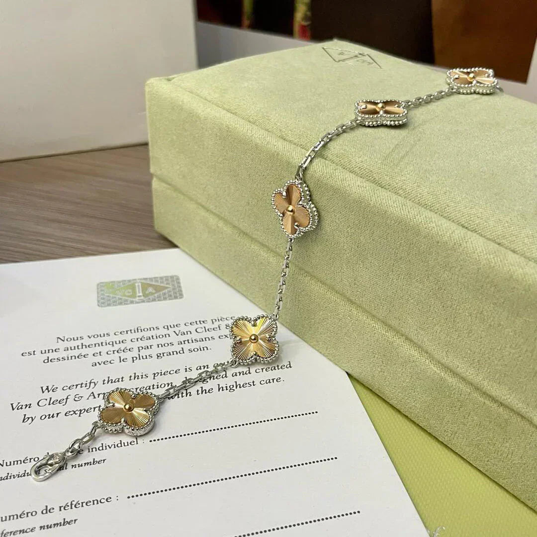 [Lira Jewelry] CLOVER 5 MOTIF LASER BRACELET COLLECTION