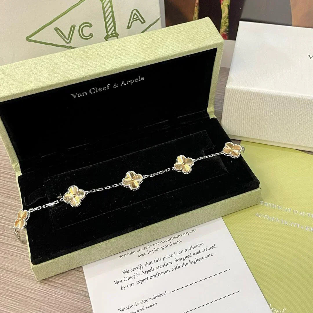 [Lira Jewelry] CLOVER 5 MOTIF LASER BRACELET COLLECTION