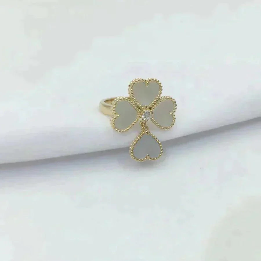[Lira Jewelry]SWEET CLOVER WHITE MOP RING