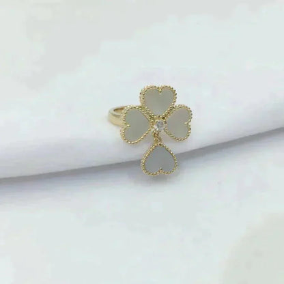 [Lira Jewelry]SWEET CLOVER WHITE MOP RING