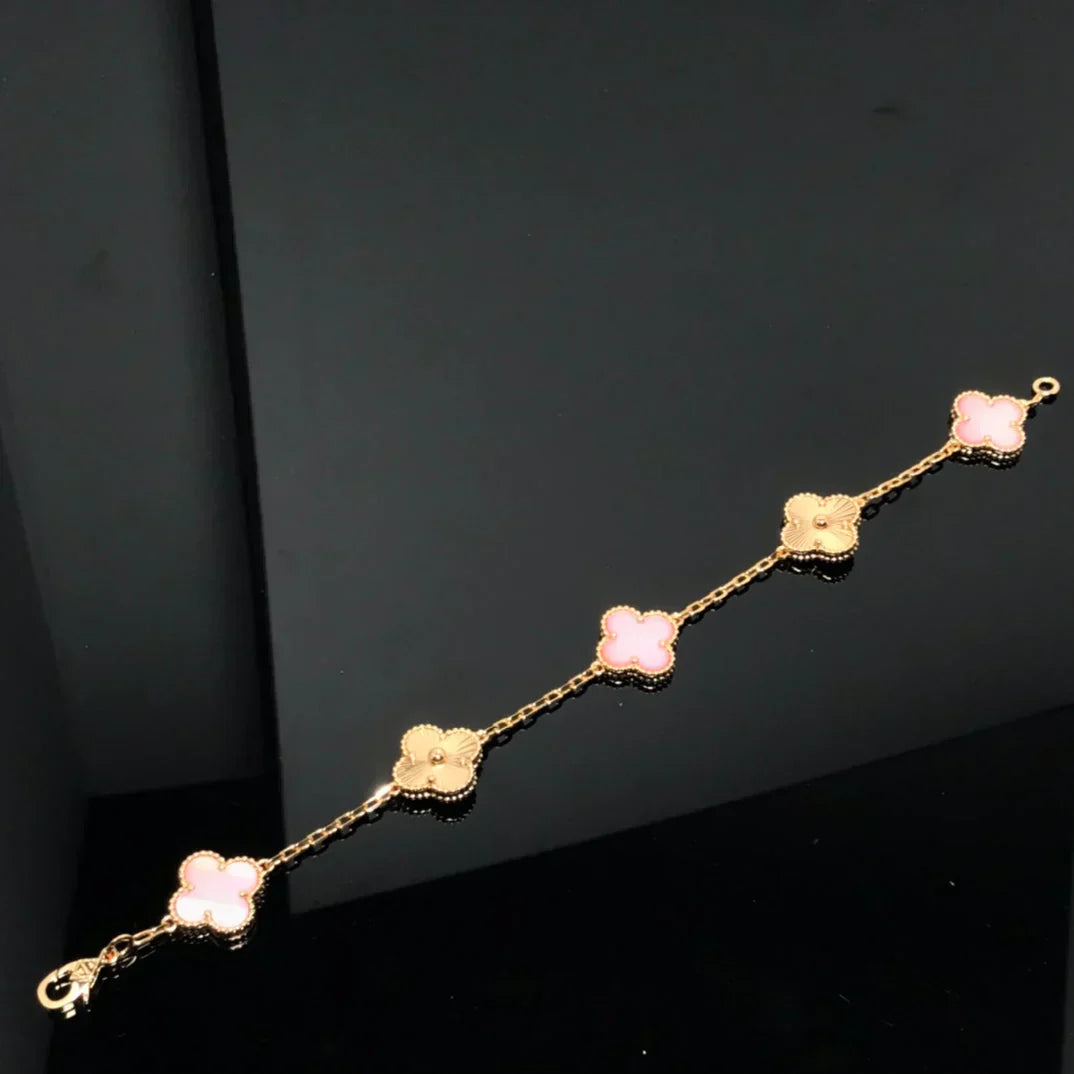 [Lira Jewelry] CLOVER 5 MOTIFS  PINK MOP BRACELET COLLECTION
