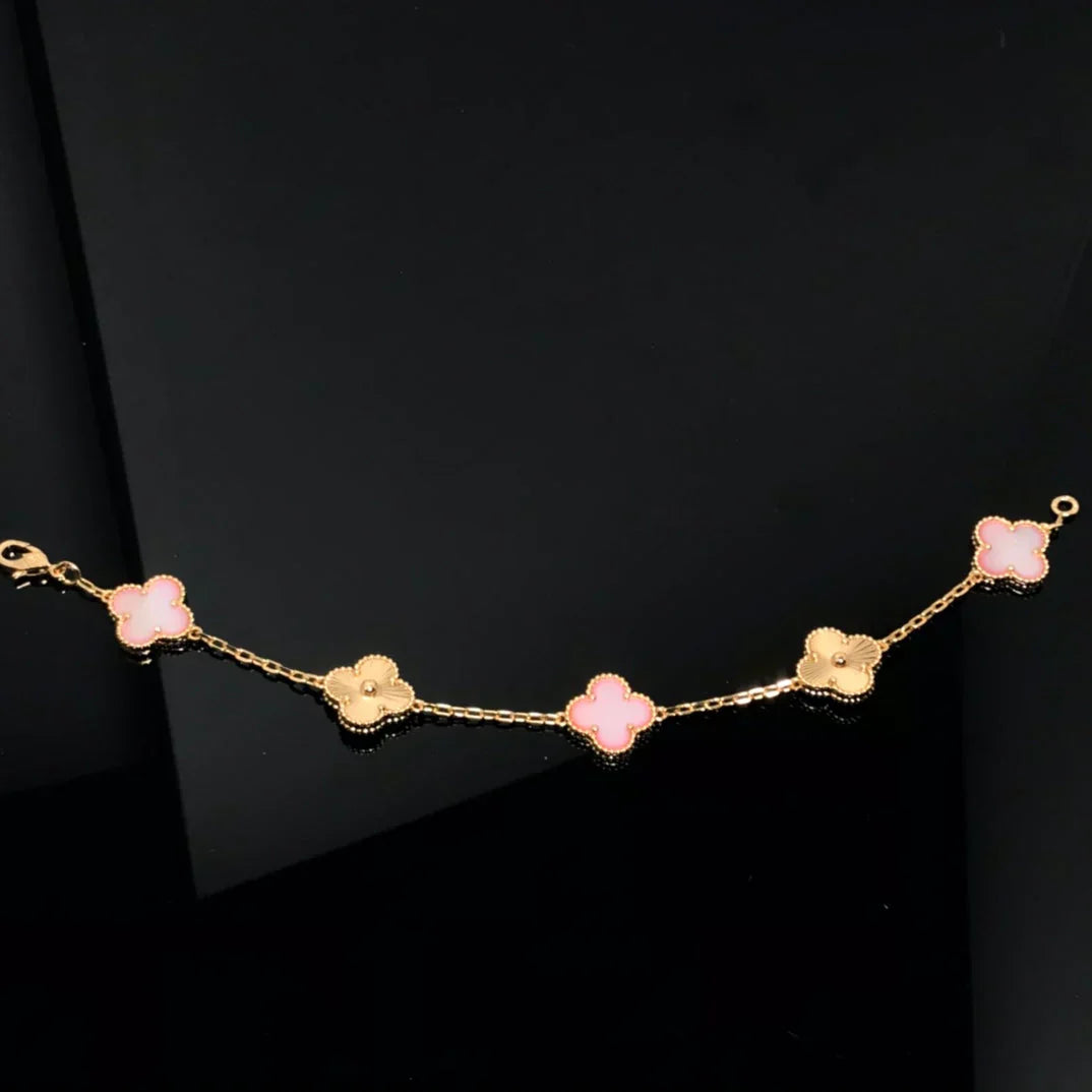 [Lira Jewelry] CLOVER 5 MOTIFS  PINK MOP BRACELET COLLECTION