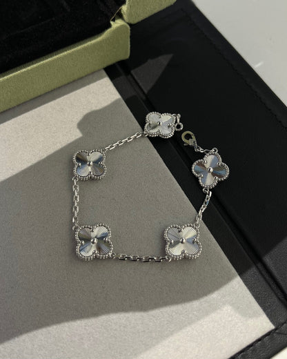 [Lira Jewelry] CLOVER 5 MOTIF LASER BRACELET COLLECTION